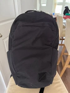 EVERGOODS CIVIC HALF ZIP 22L, Used - Picture 1 of 8