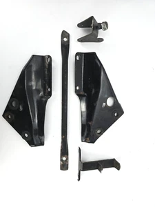 Honda CA REBEL 125 Various Brackets Mounts Hangers lot - Imagen 1 de 8