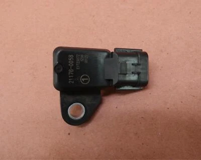 1996-2008 KAWASAKI VULCAN 1500 VN1500 Pressure Sensor - Image 1 of 4