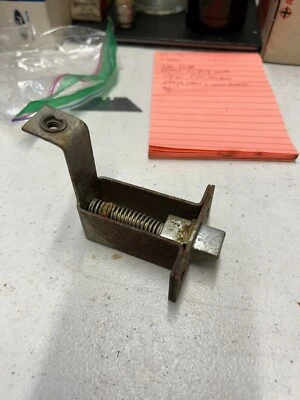 NOS 1959 FORD EDSEL COUNTRY SQUIRE STATION WAGON TAILGATE LATCH B9A-5943186-A - Image 1 of 4