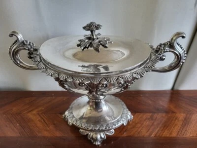 Antique French Sterling Silver Cut Crystal Cup Dish with Handles 19th Century Foto 1 de 4