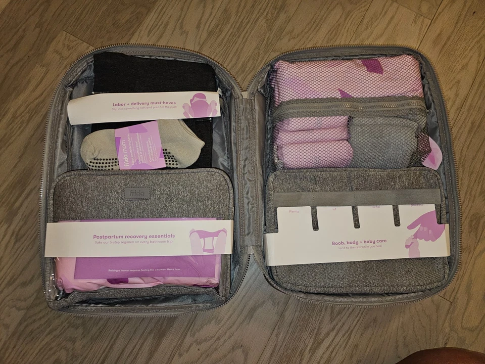 ¡¡Regalo Baby Shower!! FridaBaby Bolsa de entrega hospitalaria preenvasada! Venta al por menor $176,39  Foto 1 de 3