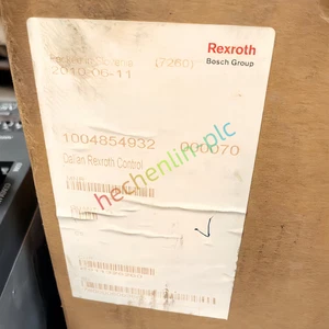 MSK040C-0450-NN-S2-UG1-NNNN Servomotor mit Karton DHL Expressversand - Bild 1 von 2