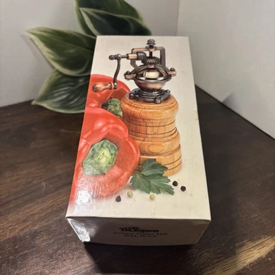 Старинная мельница для перца Olde Thompson, деревянная и металлическая, 3044-36-0-0 - Изображение 1 из 4
