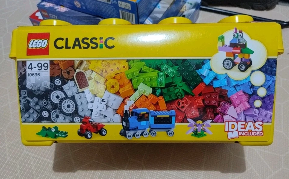 LEGO CLASSIC 10696 - Yellow Creative Brick Box - Great For Christmas / Birthday - Image 1 of 2