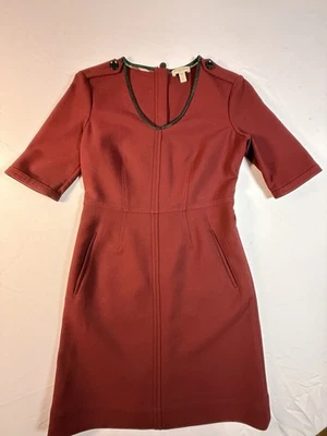 Vestido Burberry Brit MUJERES Lana Arándano Borde Piel de Cordero EE. UU. Talla 6, Usado en Excelente Condición Foto 1 de 4