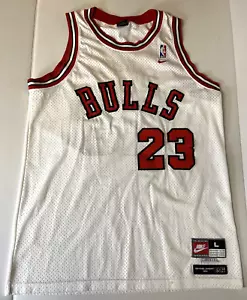 Vintage Nike Authentic MICHAEL JORDAN #23 Chicago Bulls White Jersey Large - Picture 1 of 15