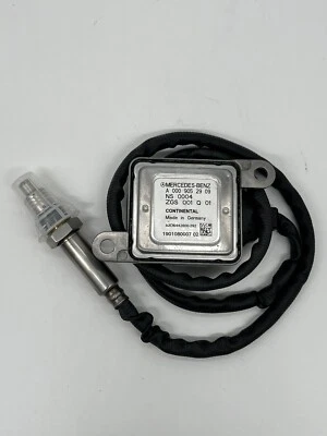 Sonda lambda original Mercedes Noxsensor A0009052909 A0009058611 - Imagen 1 de 3