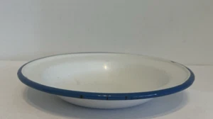 Small Shallow Vintage Enamelware Dish Bowl 6.5 Inches Diameter White w/ Blue Rim - Picture 1 of 11