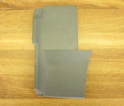 RARE NOS LH FRONT FENDER FILLER 1976-1979 CADILLAC SEVILLE OEM ORIGINAL GM! Foto 1 de 4