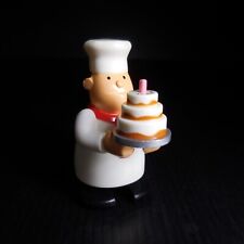 N9055 Figurine mécanique chef patissier gâteau anniversaire design ItsImagical