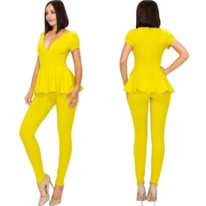 Frecher Jumpsuit mit Schößchen  - Bild 1 von 3
