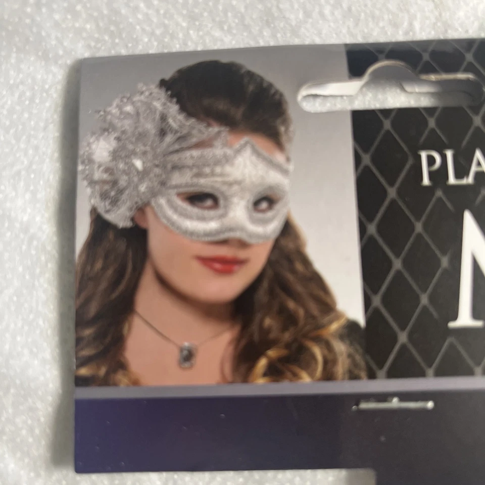 Masque - PLATINUM PARISIAN MASK Masquerade Venetian Mardi Gras Mask Costume - Image 1 of 4