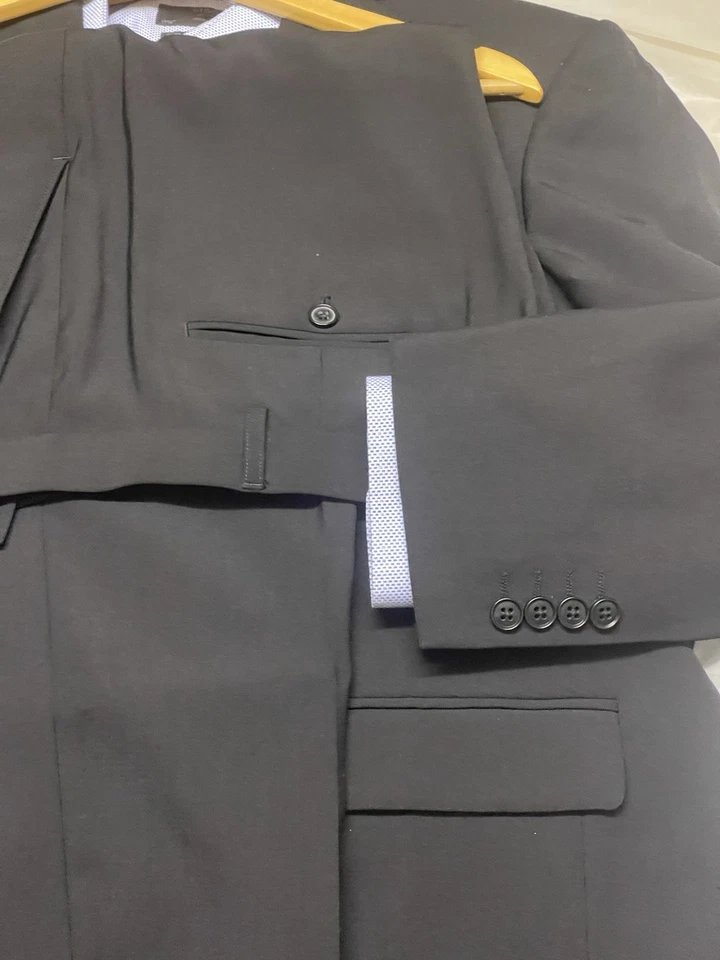 Traje FELLINI TRAVELLER-2-Botones 2 Piezas Muescas Hombre U.K-48R”EUR-58”-U.S-48R Foto 1 de 4