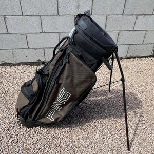 Bolsa de golf PING Hoofer 2 con carro de soporte para transportar 4 vías bronce negro - sin cubierta para lluvia - Imagen 1 de 16