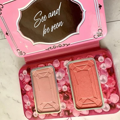 NYX professional makeup Bridgerton blush palette Wallflower 5g - Image 1 of 3