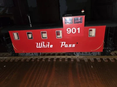 LGB G 46710 Caboose rojo "White Pass" 901 con luces y ruedas metálicas Foto 1 de 4