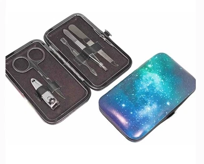 Nuevo juego de cuidado de uñas Stellar viene en rosa y azul Foto 1 de 4