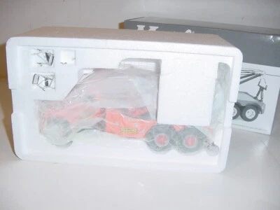 1:34 First Gear #19-2555 MACK B-61 STATE HWY DEPT TOW TRUCK NIB MINT! - Image 1 of 4