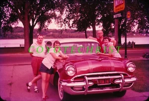 1950s Original Slide 1955 PONTIAC STAR CHIEF or CHIEFTAIN Classic American Car C - Picture 1 of 1