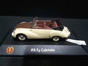 IFA F9 Cabrio DDR Version von DKW F8 1952 Druckgussfahrzeug im Maßstab 1/43 - Bild 1 von 5