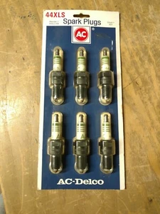 Set of 6 AC Delco 44XLS Spark Plugs 20JS1074-S1 - Picture 1 of 2