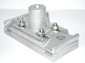 MainStreet Designs FibreFlex III solo base regolabile supporto striscione stradale - Foto 1 di 7