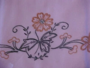 VINTAGE EMBROIDERED PILLOWCASES with GOLD/YELLOW Flowers, White Crochet - Picture 1 of 3
