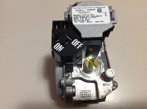 RUUD RHEEM WEATHERKING 60-103901-01 GAS VALVE WHITE RODGERS 36J23-502 - Picture 1 of 5
