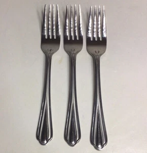 Juego de 3 tenedores de ensalada Hampton Silversmiths Applaude de acero inoxidable de 6 3/4 pulgadas - Imagen 1 de 12