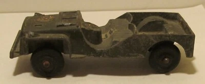 Tootsietoy 1950s Willys Jeep 3.75" Long Diecast, Dark Green - Image 1 of 4