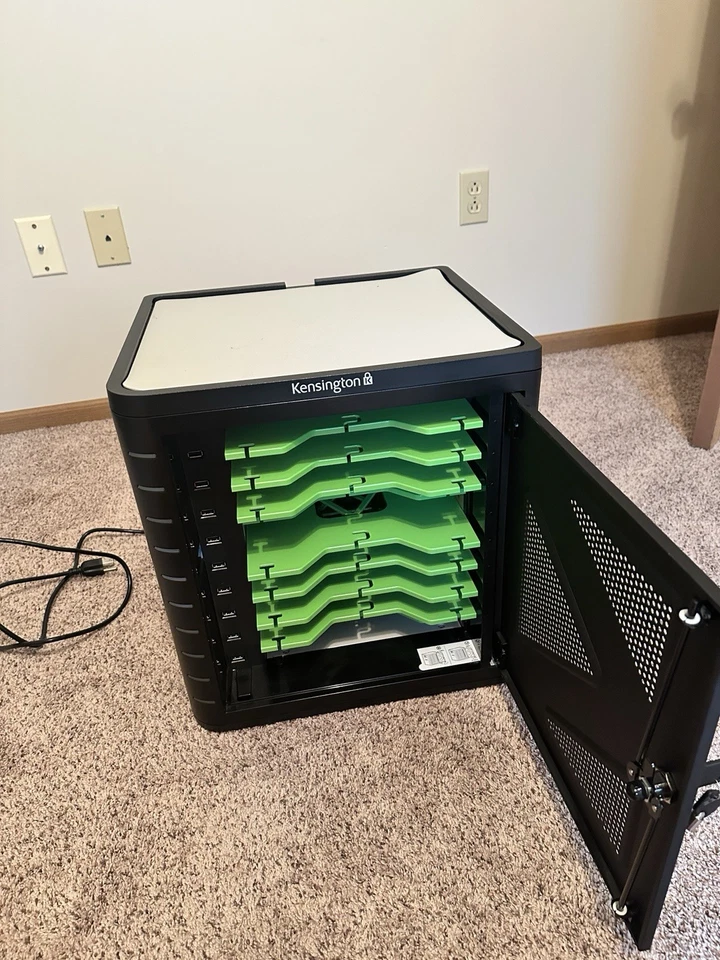 Kensington - K67862AM Charge and Sync Cabinet for 7-Inch to 10-Inch Tablets, iPa - Image 1 of 4