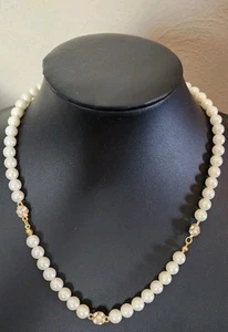 Avon~White Faux Pearls 18" Necklace~Three Beads with Rhinestones~Silver Plated - Picture 1 of 5