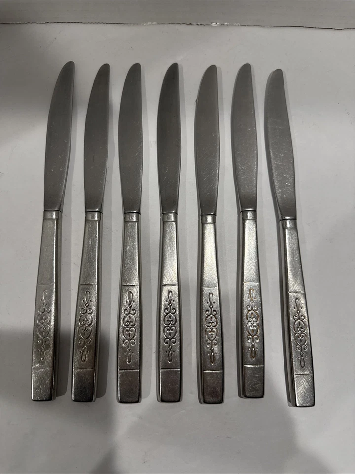 Lote de 7 - Cuchillos de cena de lujo Wm A Rogers Oneida Ltd Rochester S/S Foto 1 de 4