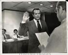 Press Photo Gene Canavan sworn in as Mayor-Pro-Tem by City Clerk Garland Jackson