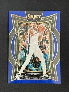 Victor Wembanyama 2024-25 Panini Select Concourse Blue Wave Prizm 23/75 #9 - Foto 1 di 2