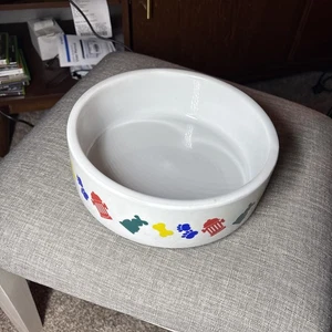 Keramik weiße Pfotenabdrücke Hydranten Knochen großer Hund Futternapf - 9" Durchmesser - Bild 1 von 5