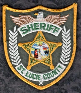 St. Lucie County Florida Sheriff Shoulder Patch (USED) (B-4) 100% Authentic - Picture 1 of 2