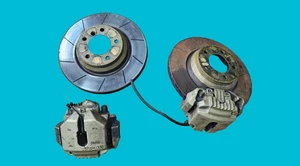 BMW ALPINA D3 E92 2009 2.0 DIESEL PAIR OF FRONT BRAKE CALIPERS WITH DISCS 330mm - Picture 1 of 9