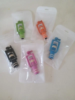 EXTENDABLE SELFIE STICK RED BLACK BLUE FREE SHIPPING - Image 1 of 4