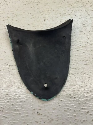 Новый из старых запасов 1955 1956 Ford задний фонарь удалить обратная отделка ободок подушечка BN-7028678 - Изображение 1 из 2