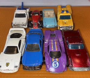 Lotto 8 Hot Wheels vintage anni 70 80 poche auto d'epoca Hong Kong originali rare spedizione gratuita - Foto 1 di 9