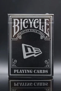 Bicicleta 59Fifty New Era v2 Plateada | Cartas de juego - Imagen 1 de 7