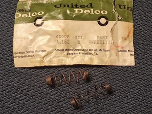 NOS United Delco Springs - Auto Trans - GM # 8621121 Oldsmobile 1961-64 HT - Picture 1 of 1