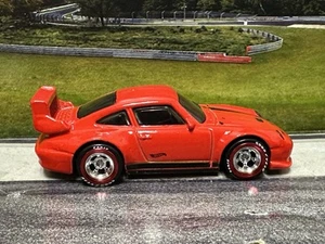 Hot Wheels Customized Wheels Porsche 993 GT2 - Picture 1 of 5