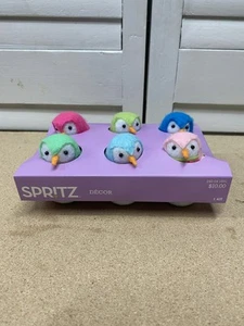 NEU Target Spritz Ostern 2025 Featherly Friends 6 Stück Stoff Vögel Eierkarton - Bild 1 von 5