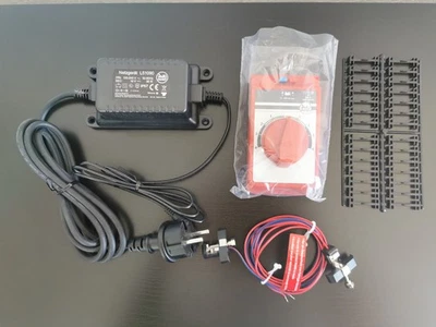 LGB 51090 Switching Power Supply + LGB 198983 Controller + LGB 50160 + Track Clamps - Image 1 of 2