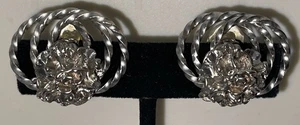 Vintage Silver Tone Clip On Earrings Jewelry GAR5-45 - Picture 1 of 7