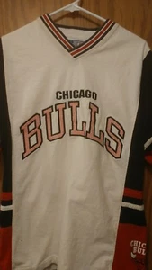 Mens STARTER Chicago Bulls NBA T Shirt Size M Official Licensed NBA Product - Picture 1 of 4