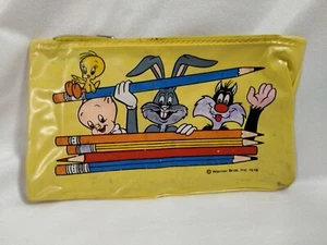 Portamatite vintage Looney Tunes Bugs Bunny Elmer Tweety Sylvester 1978 - Foto 1 di 8